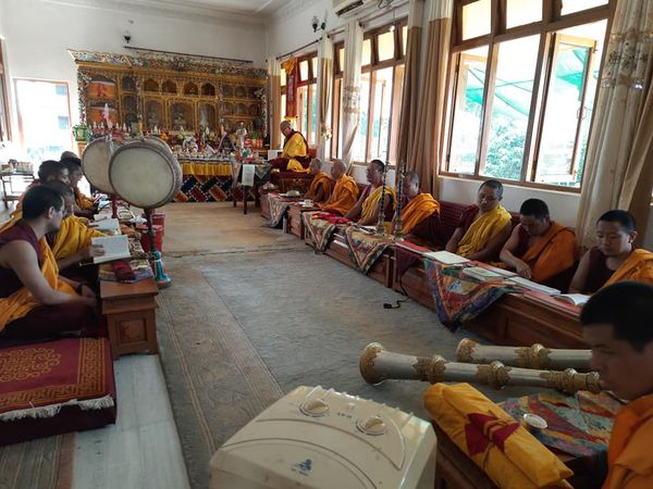 Sagadawa Kagyur and Tengyuer Reciting   ས་ག་ཟླ་བ། རྒྱལ་བའི་བཀའ་འགྱུར་རིན་པོ་ཆེ་དང་བསྟན་འགྱུར་དག་སྒྲོགས།