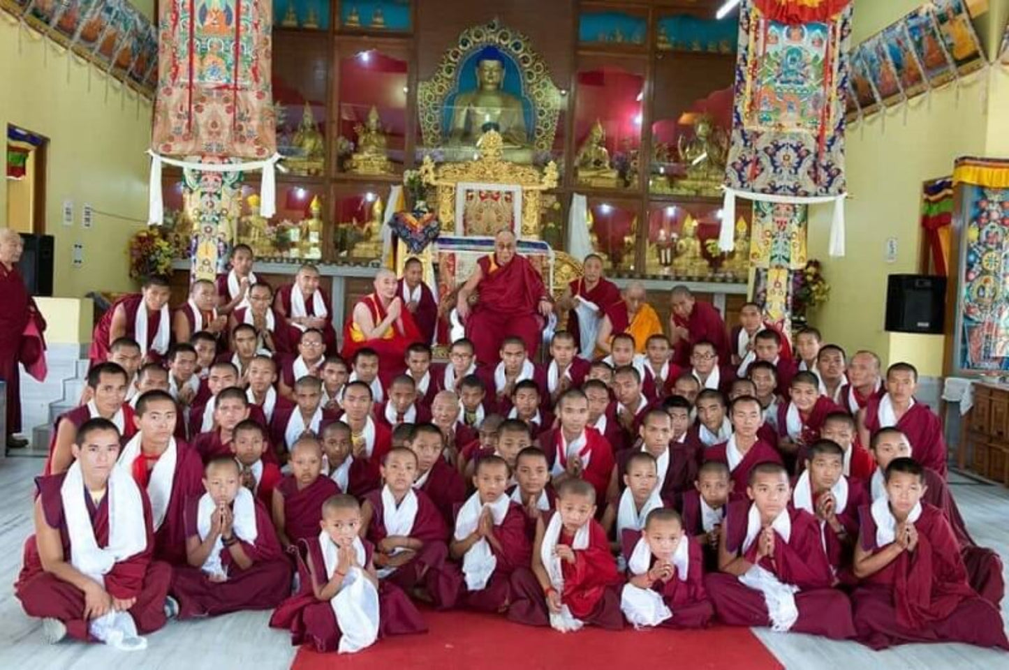 Sponsor a Monk / Sangha